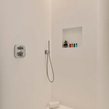 Holiday home Huswell - Luxurious In With Sauna